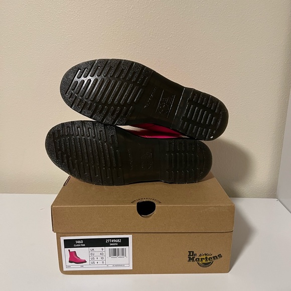 Dr Martens 1460 SMOOTH LEATHER LACE UP BOOTS - Picture 12 of 16